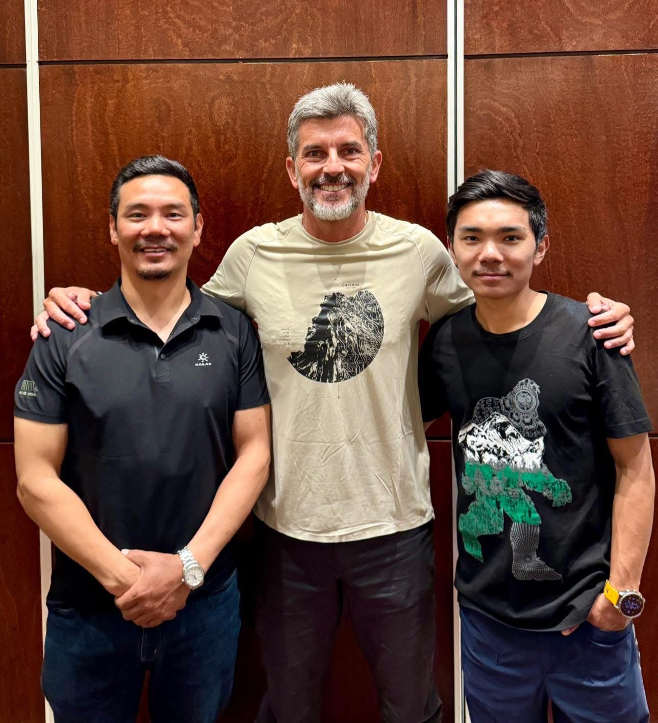 City Mayor Ulpiano Suarez welcomes record-holding Tashi Lakpa, Nima Rinji Sherpa at Mendoza